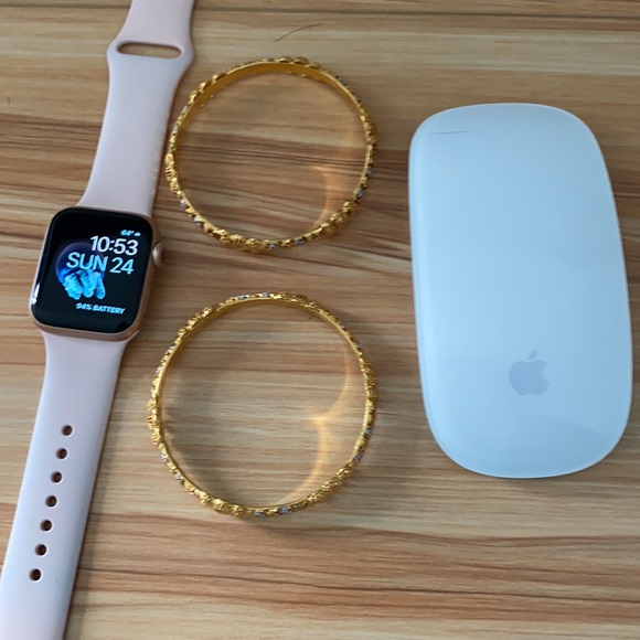 Solid 22k gold bangles - Picture 8 of 11